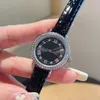 Orologio da donna con diamanti Cinturino in pelle delle migliori marche 28mm Orologi di lusso orologi da polso di moda per donna donna Festa della mamma Regali di Natale montre de luxe