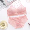 Survêtements pour femmes Ensemble de sous-vêtements pour femmes Tendance Sexy Beauté Dos Soutien-Gorge Dentelle Push-up Soutiens-Gorge Et Culotte Ensembles Conception Broderie Creuse Lingerie I