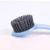 La cuisine de brosse de Pot de couleur unie à manche Long peut être accrochée en plastique brosse de nettoyage Pots brosses à vaisselle