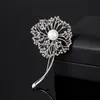 Pins Broschen Einfache Elegante Grau Weiße Perle Kristall Niedliche Blume Für Frauen Luxus Silber Farbe Zirkon Legierung Pflanzen Brosche Sicherheitsnadeln
