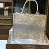 Top Tote Bag Canvas Shopping Handväska Klassisk designer broderad med dammväskor