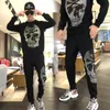 Tute da uomo Autunno Vendita Moda Strass Skull Suit Felpa con cappuccio Pantaloni da uomo Designer Brand Abbigliamento SportswearMen's