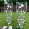 Set di 2 bicchieri da champagne personalizzati personalizzati Mr e Mrs. Flauti tostatura Bomboniera Fidanzamento Anniversario Festa Bicchiere da vino 220707