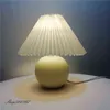 韓国のプリーツテーブルランプリビングルーム用のセラミックテーブルランプの家の装飾ランプの横にあるトリコロールLED電球付きのかわいいランプH220423