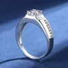 Cluster Ringe Luxus 1ct D Farbe VVS1 Rond Moissanit Diamant Ring Männer Schmuck 925 Sterling Silber Überzogene Weiß Gold Hochzeit einstellbar