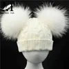 Chapeau mignon de pompon de vraie fourrure pour les enfants hiver chapeaux tricotés casquette avec vraie boule de fourrure de raton laveur bébé amovible fourrure Pom pom chapeau enfants J220722