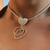 HBP Nuevo A-Z Cursive Letter Heart Colgante helado Collar cubano para mujeres Cadera de circ￳n inicial Cader￭a Hip Hop Jewelry 2200812