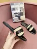 2022 Summer Designer tofflor 3D Print Flower Sandals med Metal Buckle Fashion Men and Women Casual Leather Sandals's Ladies Flip Flop Sandal 35-42 Toppkvalitet