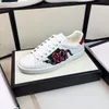 Men Women Dress Shoes Casual Top Quality Embroidery Bee Snake Tiger Genuine Leather Fashion Flats Bottoms Lover Sneakers cowhide leather size 35-45 A156