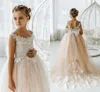 10 styles Adorable Dentelle Tulle Robes De Fille De Fleur Princesse Sheer Manches Longues Appliques Jewel Neck Toddler Birthday Party Robes Filles Pageant Wears