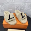 Designer Lyx Paseo Platt Komfort Tofflor Ull Dam Skjutpäls Fluffiga Luriga bokstäver Sandaler Varma Bekväma Slides