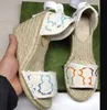 Novas sandálias de salto alto estilo pescador com padrão jacquard bordado lona sapatos de palha Chinelos