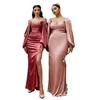 2022 Bohemian Beach Long 신부 들러리 드레스 긴 소매 섹시한 슬릿 실크 얼룩 하녀 명예 웨딩 게스트 리셉션 가운