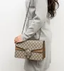 Bags Shoulder luxurys messenger crossbody leather metis shoulder bags Love heart V Wave Pattern Satchel shopping purse clutches