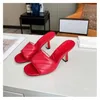 Pantofole moda 2022, designer di lusso in stile scatola femminile, pantofole da donna perla da spiaggia al prezzo più basso di qualità taglia 35-42