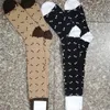 Specjalny projekt list na kolan z tagami litery bawełniane długie skarpetki na imprezę podarunkową Wysoka jakość
