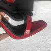 Yeni Gelenler Patent Deri Sandalet Thrill Topuklu Kadın Benzersiz Tasarımcı Sivri Burun Elbise Düğün Ayakkabı Seksi Marka Ayakkabı Mektup Topuk Sandalet 41