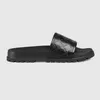 Designer Tofflor Klassiska Damer Herr Hipster Strandsandaler Tofflor Damer Dubbelbokstav Bee Sommarkläder underdelar Modeskor Dam Loafers