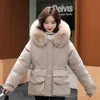 Qingwen kalın artı pamuk parka düz renk orta uzunlukta kış ceket kadınlar kürk yakalı bayanlar ile büyük çanta cape cape l220725