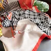 Роскошный дизайнер весна напечатанный шелковый шарф женские высококачественные имитация шелков шаль мода солнцезащитный крем пляжное полотенце 2022 новый тенденционный шарф 90x90см