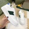 2022 المصممين الفاخرة عالية أعلى جودة عارضة أحذية النساء أحذية رياضية الأحمر الأخضر شريط نجمة منصة الرجال عارضة الأحذية إيطاليا الأبيض الجلود التطريز المشارب