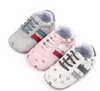 2pcs/lot Baby First Walker Girls Shoes neworn Princess Pu Кожаная младшая детская добыча 0-18 месяцев