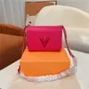 2022 Wave Classic Style Luxury Designer Bags Lady Chian Shoulder Crossbody Plain Hasp Messenger Flaps Letter Shopping Totes Famous Coin Purse Women Plånböcker