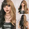 ハロウィーンウィッグメスブラックブラウンチーバングスロングカーリーヘアコスプレホリデーウィッグインとヤンウィッグス220527