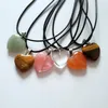 Colliers pendants en gros 12pcs / lot pierres naturelles Pendants Heart Pendulum Chaînes Collier Reiki Bijoux de mode 20 mmpendants