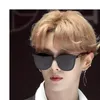 Trend GM coreano Occhiali da sole oversize Black Sun Glasses Women Man Classic Brand Luxury Brand Polarizzato UV400 all'aperto alla guida di pesca2305520