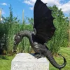 Dekoracje ogrodowe z litego brązu funkcja wody gotycka statua rzeźba z żywicy do dekoracji zewnętrznej domu statua/fontanna Dragon CastGarden