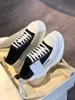 Prezzo all'ingrosso Scarpe casual Piattaforma Sneaker Scarpe firmate Sneakers Pelle 35-41 Ruota da donna Gabardine Bianco Spessa suola in gomma Stringata Tela