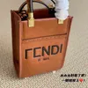 공장 온라인 수출 디자이너 가방 토트 여성 F 가족 New Mini Fashion Versatile One Shoulmer Handbag Net Red와 같은 십자가 작은