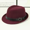 Berets Fashion Fedoras мужской женский ремень пряжка джазовая шляпа лето в ретро -шап