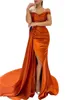 2022 Einfache Sexy Off Shoulder Split Side High Orange Ballkleider Flügelärmeln Plus Size Meerjungfrau Abendkleider246w