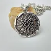 Collane con ciondolo Slavo Svarog Square Pagan Men Collana Russia Star Sun Flower Amuleto Antico Talismano JewelryPendant