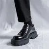 男日本原宿韓国ストリートファッションビジネス結婚式の革靴男性ハイソールプラットフォームカジュアル革靴 220727