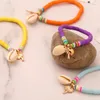 Strand Fili di perline Stile bohémien Bracciale in ceramica morbida colorata fatta a mano Moda Ciondolo albero di cocco in metallo con conchiglia naturale semplice da donna