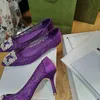 Mulheres 2022 Novo laço clássico couro genuíno sandálias de salto alto verão cristal diamante sapatos únicos design de marca com marca registrada festa de casamento de alta qualidade