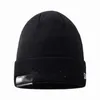 20FW Box Logo Cold Cap Sticke Hat Cap Fiske Fiske Casual Autumn Winter Warm Outdoor Sport Hats Hip-Hop HAT2934