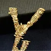 Lyxmodedesigner män kvinnor brosch stift märke guld bokstav brosches kostym klänning stift för damspecifikationer smycken