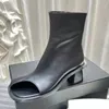 Runway Chunky High Heel Boots Femmes Real Le cuir Open Toe Open Metal Decor Botas Bottes courtes de gladiateur de printemps féminin