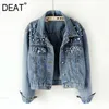 DEAT Snelle levering Lentemode dames denim jack met volledige mouw, losse knop, parels, korte revers, wilde vrije tijd AP446