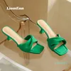 Zapatillas de tacón plisado para mujer, sandalias informales de punta cuadrada para exteriores de verano para mujer, zapatos de fiesta elegantes sexis verdes y naranjas famosos