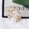 Pins Brooches Fashion High-end Luxury Rhinestone Pearl Leaf Brooch Temperament All-match Suit Coat Corsage AccessoriesPins