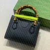 2023 Luxury Designer väskor shoppingväska Diana bambu äkta läder handväska axelväska kvinnor män tote crossbody mode purses handväskor