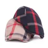 Vintage Plaid Béret Casquettes Britanniques Hommes Femmes Réglable En Plein Air Casquettes Coton Chapeaux Bérets Chapeau Haut De Forme Hiver Automne Coupe-Vent J220722