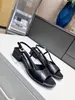 Scarpe eleganti di lusso Sandali da donna Tacchi alti Pelle di vitello a grana moda Sandali con tacco medio neri Cinturino alla caviglia regolabile elastico in tono di alta qualità