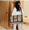 패션 남성 더플 백 여성 여행 가방 수하물 대용량 스포츠 핸드백 디자이너 토트 크기 45-55cm 여자를위한 배낭 보이 218V