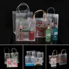 1030pcs regalo trasparente in PVC personalizzato con manici trasparente PP plastica smerigliata borsa shopping abbigliamento bevande imballaggio 220704